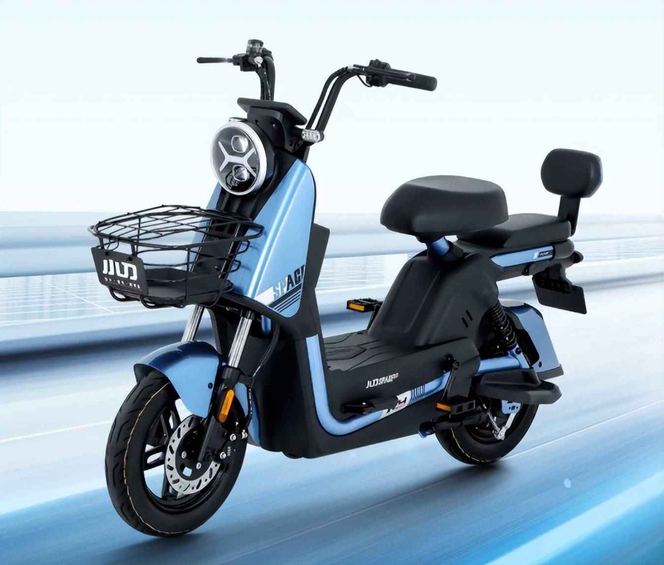 10月起,電動車價格戰開打,雅迪、綠源、小刀參與,降幅千元以上